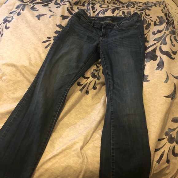 A.N.A. Bootcut Jeans, Size 4 - Picture 2 of 7